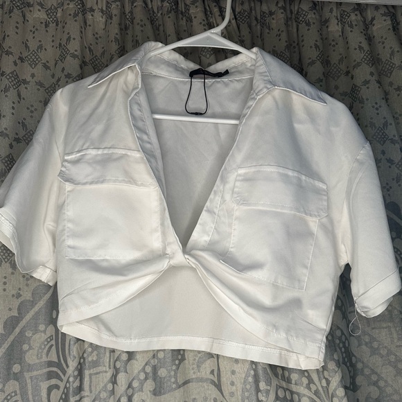 Basic Flap Pocket Twist Hem Shirt - Picture 2 of 4